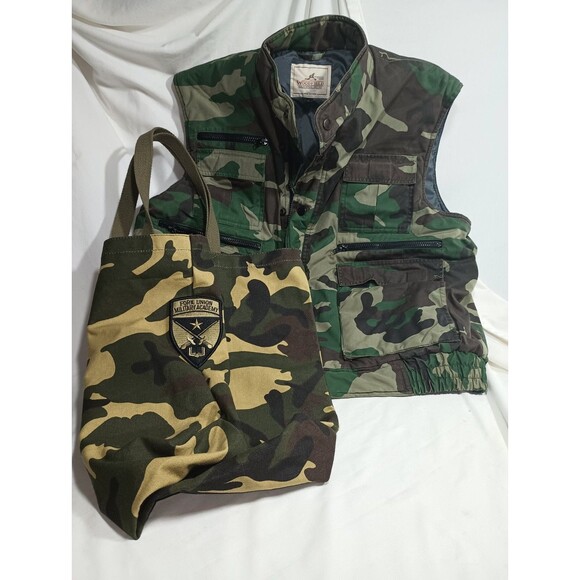 Camo Large Utility Jacket With Military Bag Fashion Ammo Tactical Grunge Hunting - Picture 1 of 5